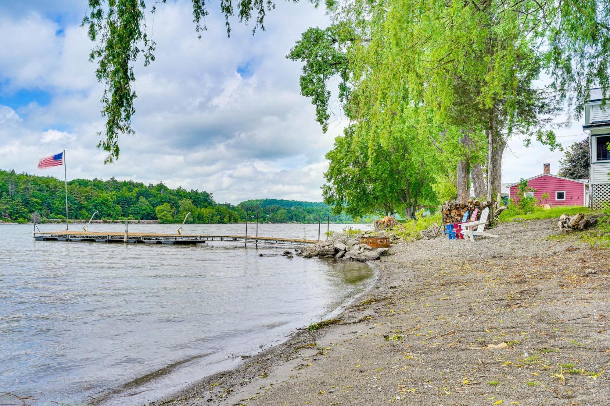 Waterfront Home On Lake Champlain With Dock And Kayaks Orwell Exterior photo